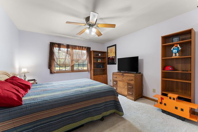 3451 Fairway Drive, Chesterton, IN 46304