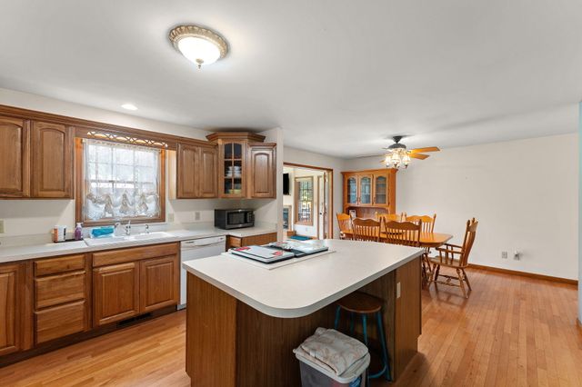 3451 Fairway Drive, Chesterton, IN 46304