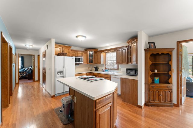 3451 Fairway Drive, Chesterton, IN 46304
