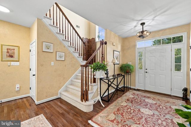 117 PINEHURST CT, Charles Town, WV 25414