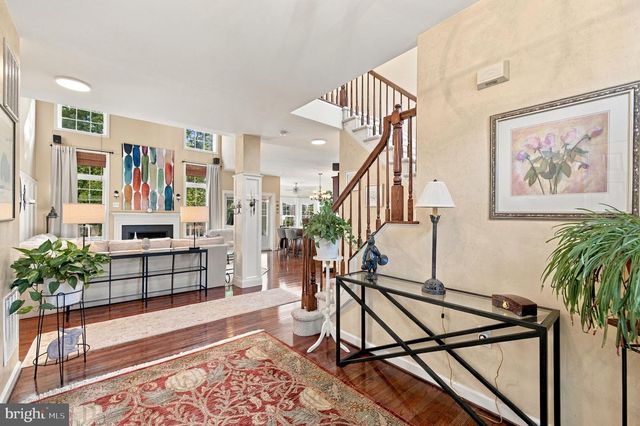 117 PINEHURST CT, Charles Town, WV 25414