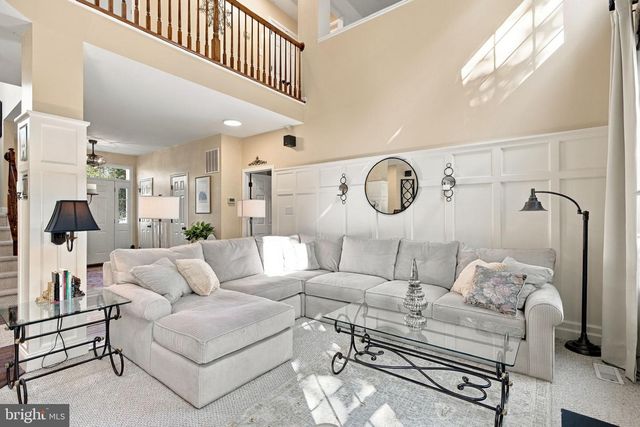 117 PINEHURST CT, Charles Town, WV 25414