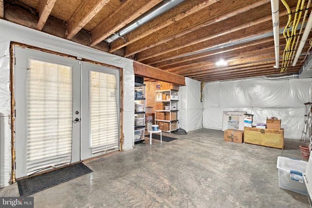 117 PINEHURST CT, Charles Town, WV 25414