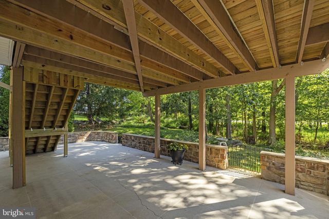 117 PINEHURST CT, Charles Town, WV 25414