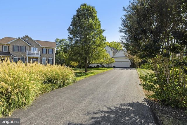 117 PINEHURST CT, Charles Town, WV 25414