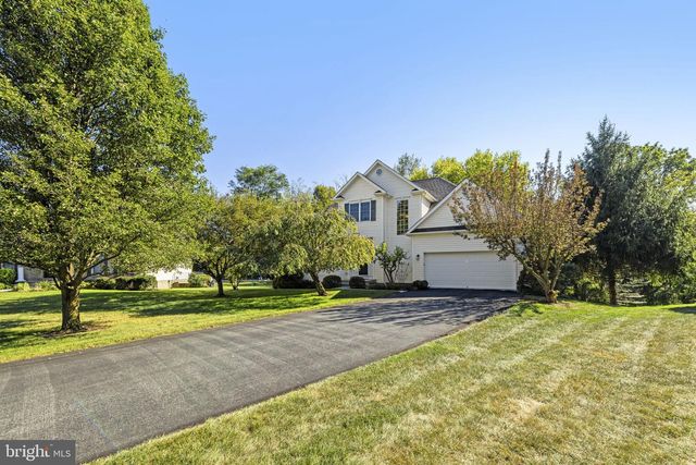 117 PINEHURST CT, Charles Town, WV 25414