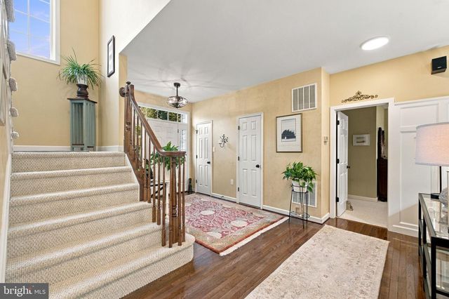 117 PINEHURST CT, Charles Town, WV 25414