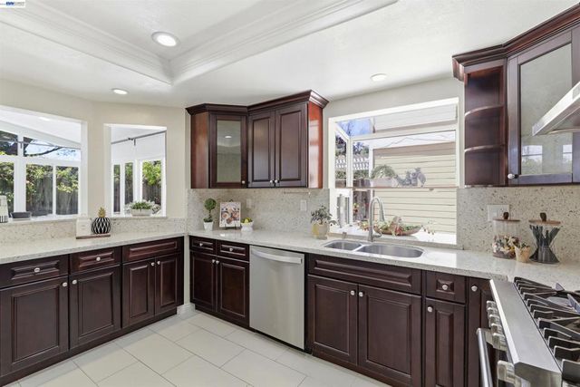 34561 Winslow ter, Fremont, CA 94555