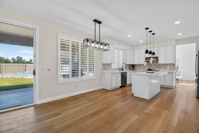 2380 W MEGAN Street, Chandler, AZ 85224