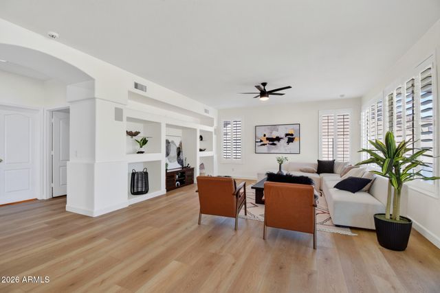2380 W MEGAN Street, Chandler, AZ 85224