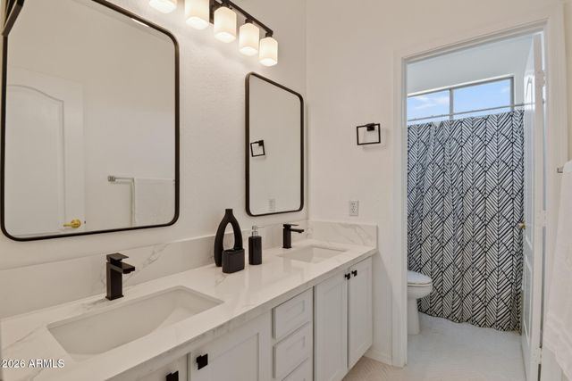 2380 W MEGAN Street, Chandler, AZ 85224