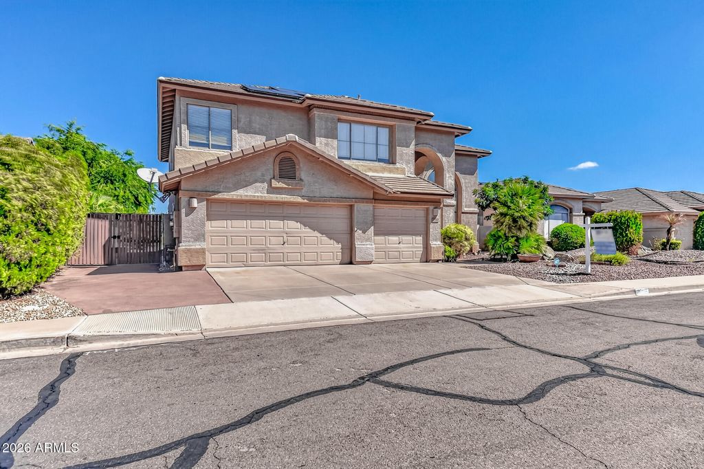 2380 W MEGAN Street, Chandler, AZ 85224 — photo 2