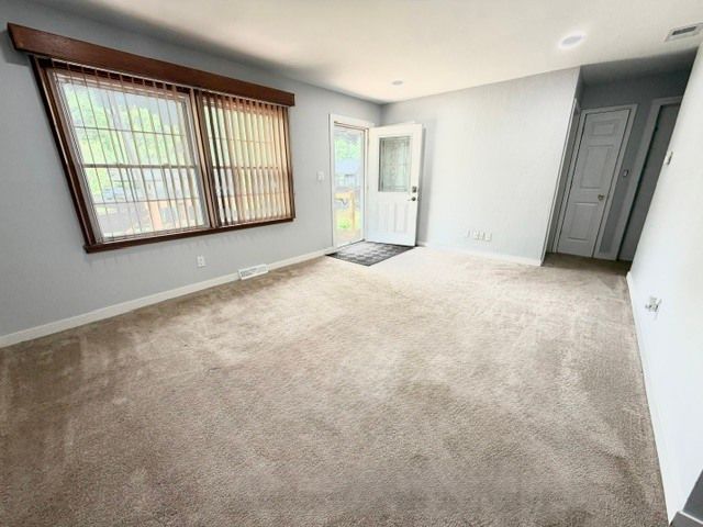 2016 Midhurst Court, Joliet, IL 60435
