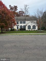 1337 STONEY RIVER DR, Ambler, PA 19002