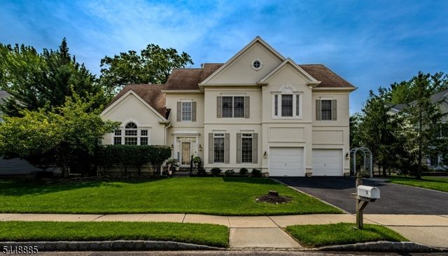 18 Hartlander St, East Brunswick Twp., NJ 08816