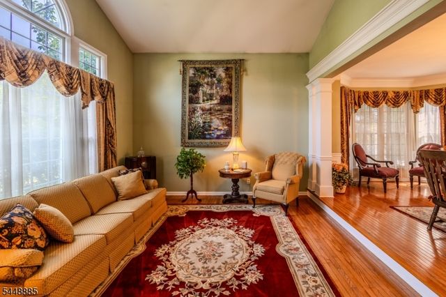 18 Hartlander St, East Brunswick Twp., NJ 08816
