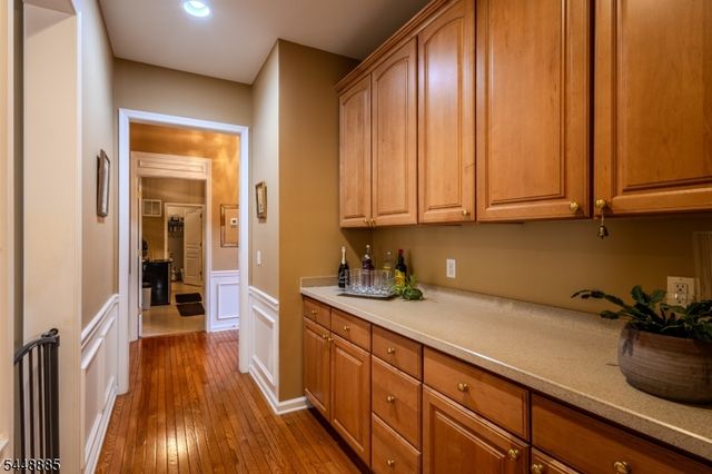 18 Hartlander St, East Brunswick Twp., NJ 08816