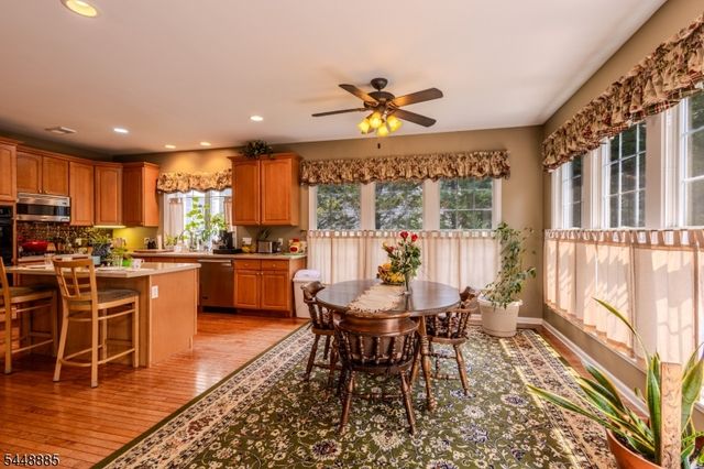 18 Hartlander St, East Brunswick Twp., NJ 08816