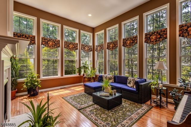 18 Hartlander St, East Brunswick Twp., NJ 08816