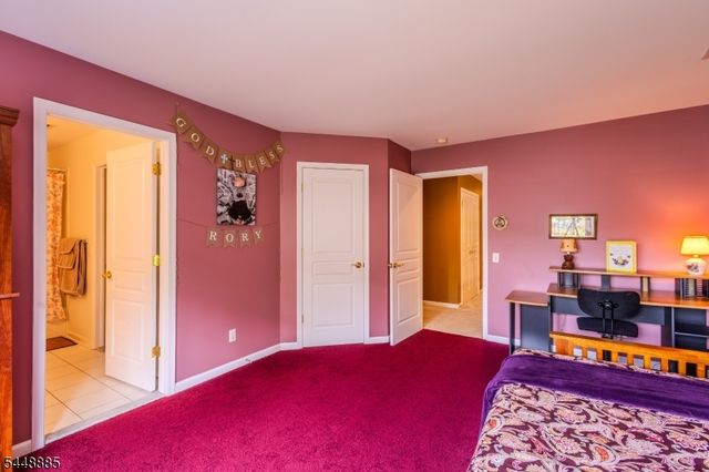 18 Hartlander St, East Brunswick Twp., NJ 08816
