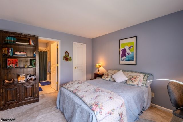 18 Hartlander St, East Brunswick Twp., NJ 08816