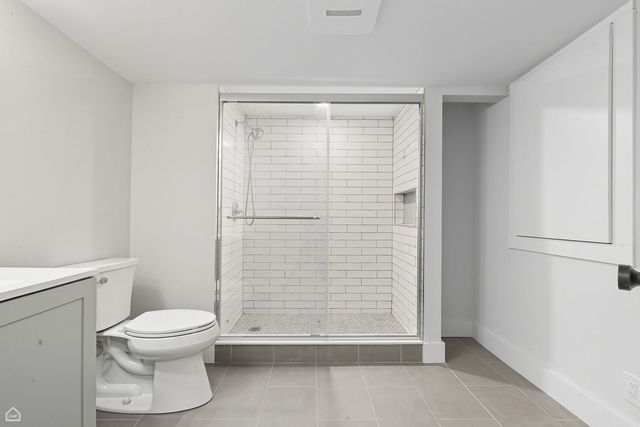 2626 N 78th Avenue, Elmwood Park, IL 60707