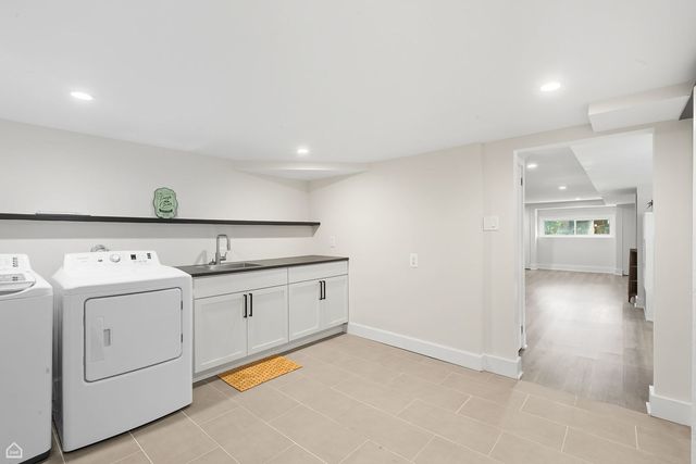 2626 N 78th Avenue, Elmwood Park, IL 60707