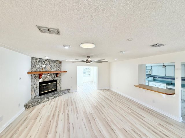 17469 SW 35TH AVENUE ROAD, Ocala, FL 34473