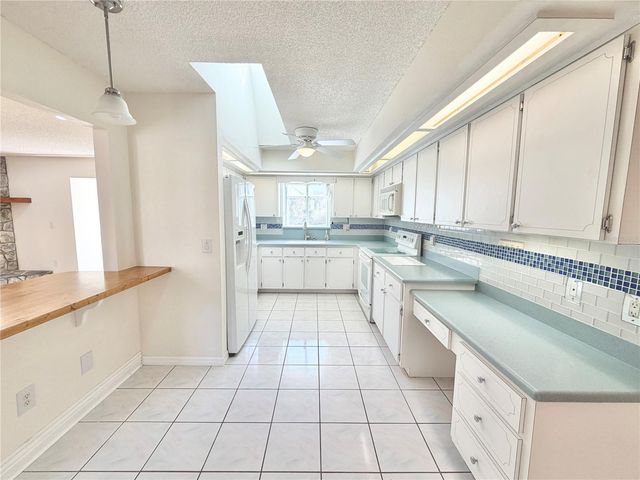 17469 SW 35TH AVENUE ROAD, Ocala, FL 34473