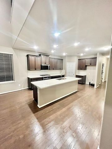 2307 Sweet Bay Drive, Texas City, TX 77539