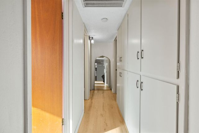 509 S Orange Avenue, Exeter, CA 93221