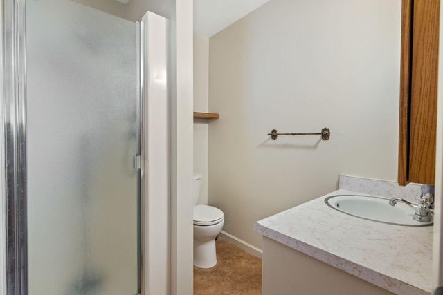 509 S Orange Avenue, Exeter, CA 93221