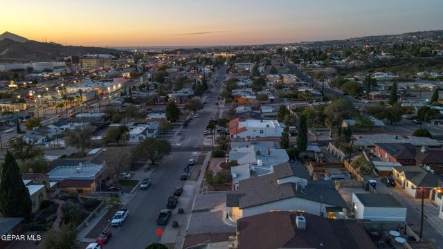 2110 N Kansas Street, El Paso, TX 79902