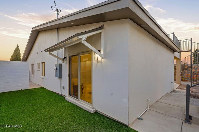 2110 N Kansas Street, El Paso, TX 79902