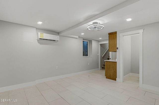 2110 N Kansas Street, El Paso, TX 79902