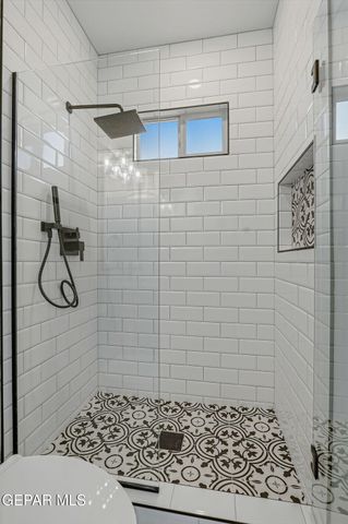 2110 N Kansas Street, El Paso, TX 79902