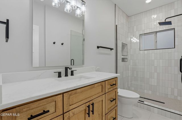 2110 N Kansas Street, El Paso, TX 79902