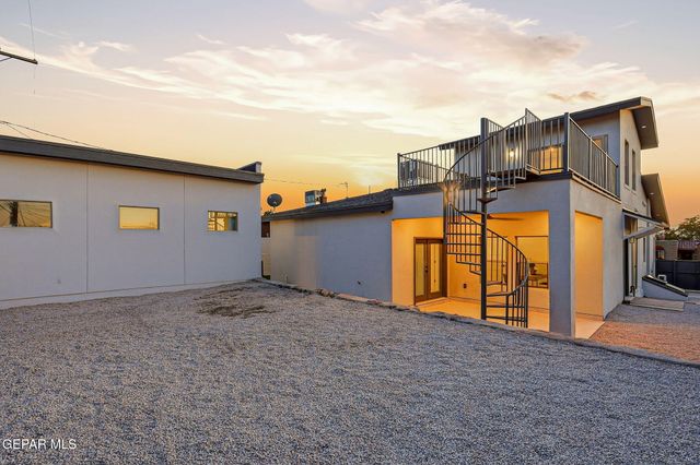 2110 N Kansas Street, El Paso, TX 79902