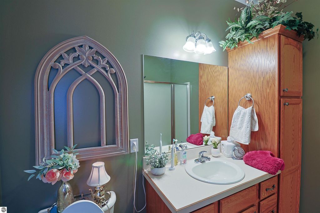 Image 8 of property listing at 2730 Eland Court, Mt Pleasant, MI 48858