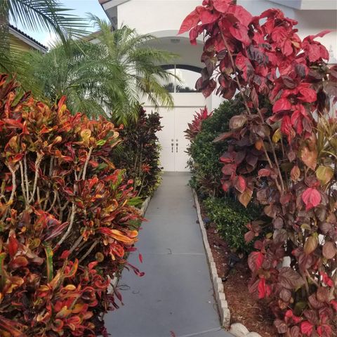 8117 Pelican Harbour Drive, Lake Worth, FL 33467