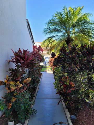 8117 Pelican Harbour Drive, Lake Worth, FL 33467