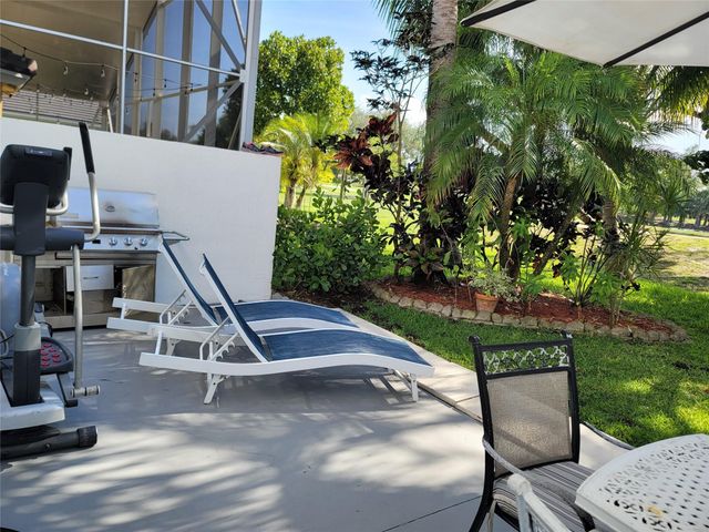 8117 Pelican Harbour Drive, Lake Worth, FL 33467
