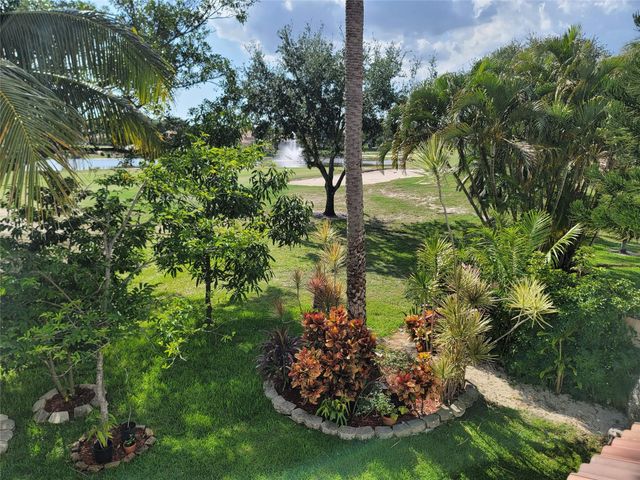 8117 Pelican Harbour Drive, Lake Worth, FL 33467