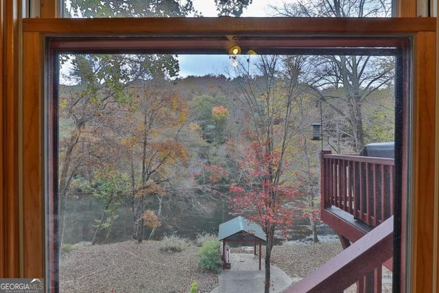 178 Novena Court, Ellijay, GA 30540