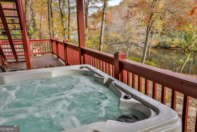 178 Novena Court, Ellijay, GA 30540