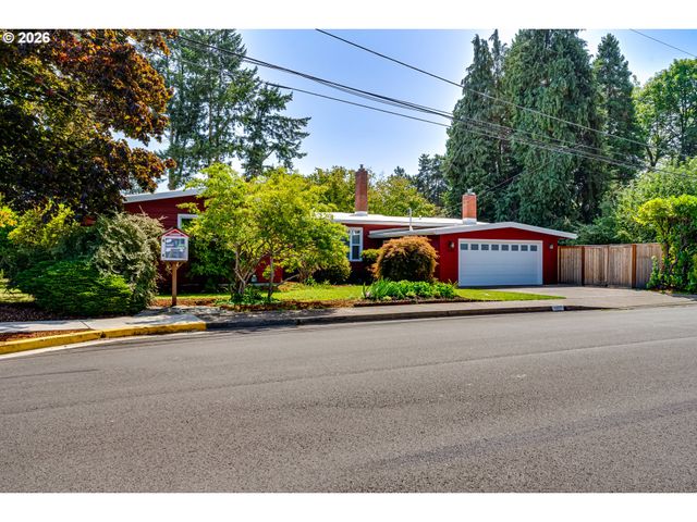 3046 Bailey Ln, Eugene, OR 97401
