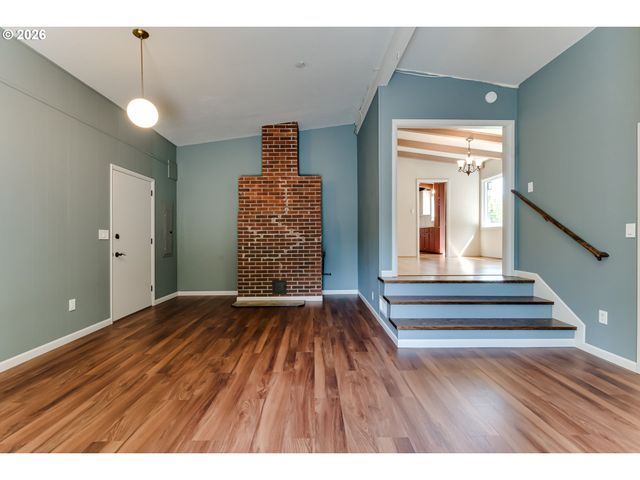 3046 Bailey Ln, Eugene, OR 97401