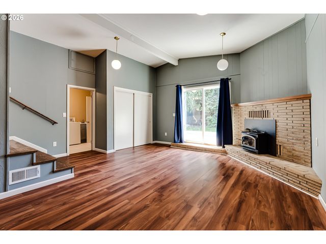 3046 Bailey Ln, Eugene, OR 97401