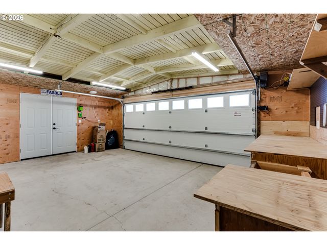 3046 Bailey Ln, Eugene, OR 97401