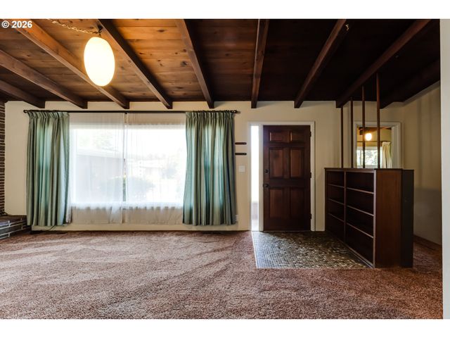 3046 Bailey Ln, Eugene, OR 97401